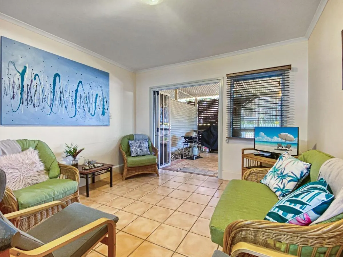 Picnic Bay Apartments Unit 1